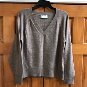 Old Navy Taupe V-Neck Sweater